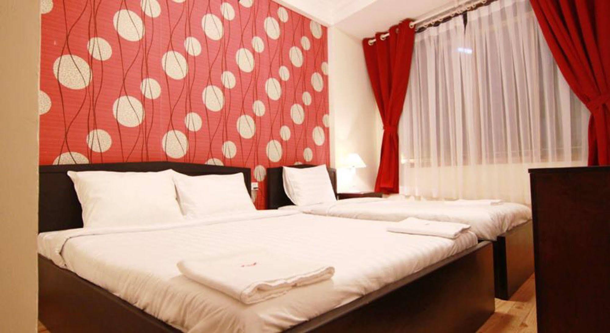 Koniko Backpackers Hostel Хошимин Экстерьер фото
